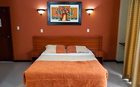 Hotel Everlast